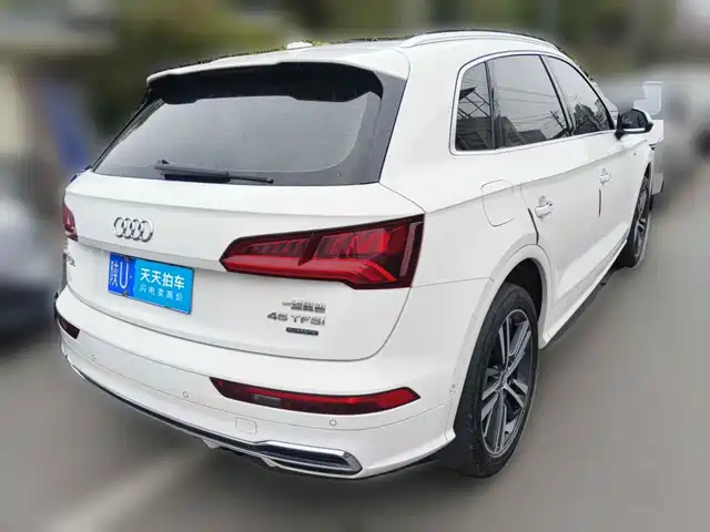 Audi Q5L 2020 45 TFSI Exclusive Fashion — фото 2