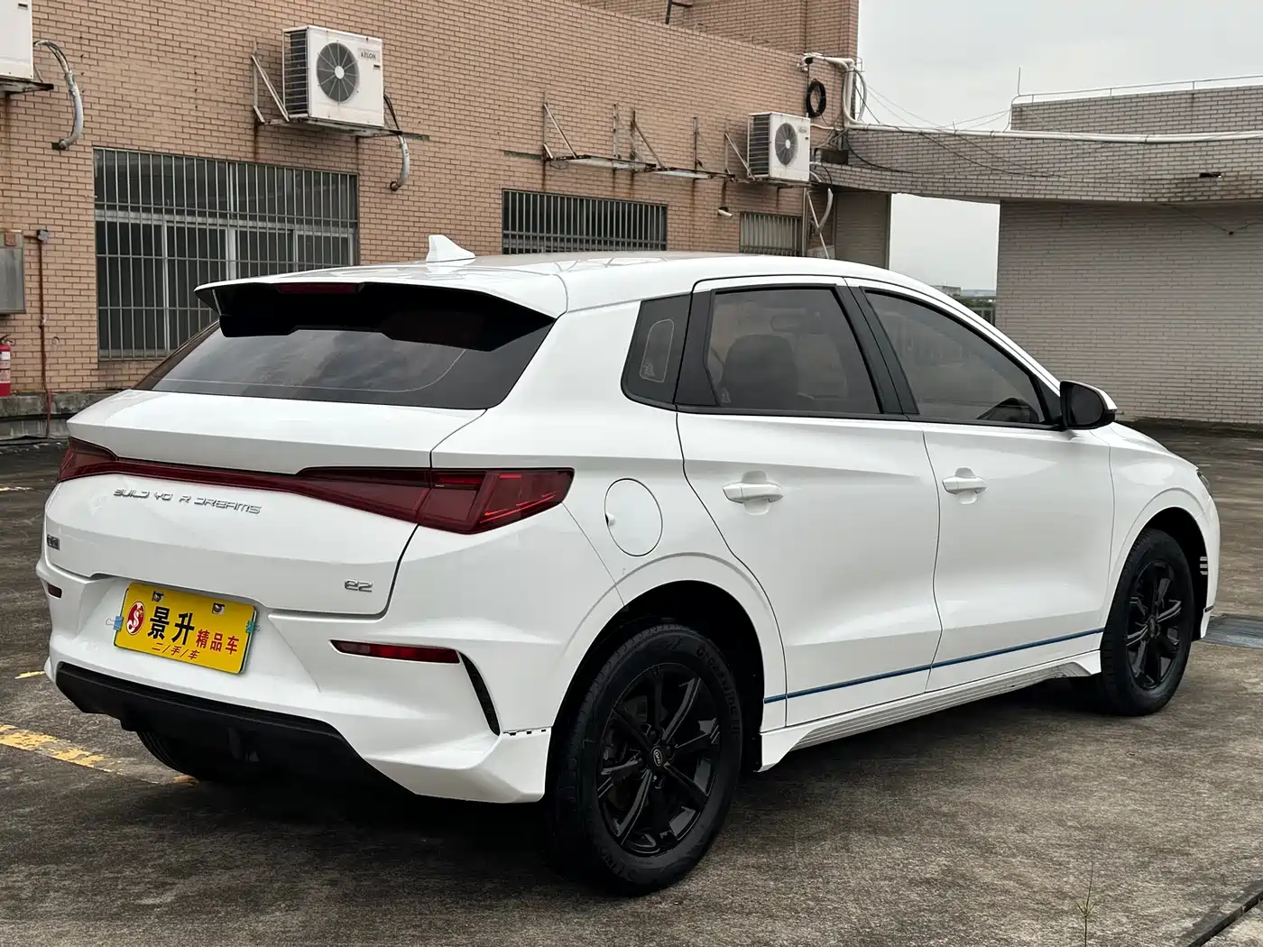 BYD e2 2019 400 Travel Edition фото 5