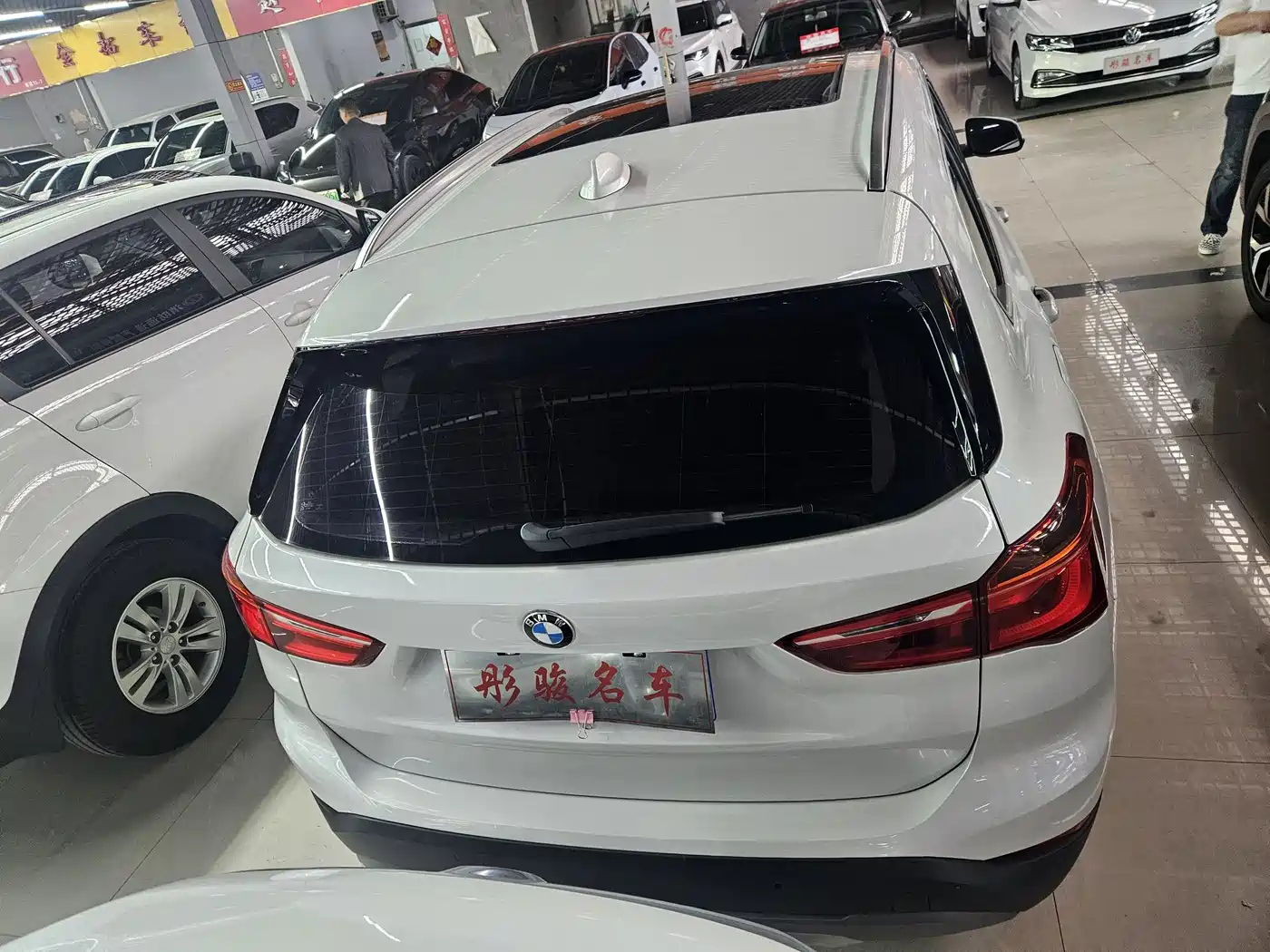 BMW X1 2018 sDrive18Li Premium Model фото 8