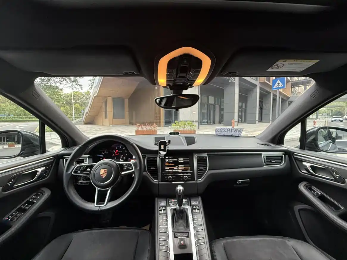 Porsche Macan 2014 Macan 2.0T фото 10