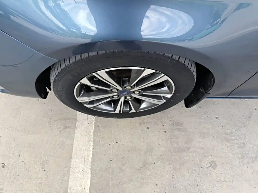 Ford Escort 2022 2021 1.5L Automatic Diamond Edition