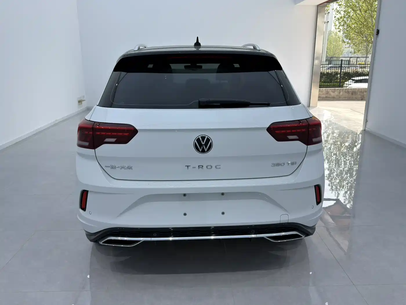 VOLKSWAGEN T ROC EXPLORING SONGS