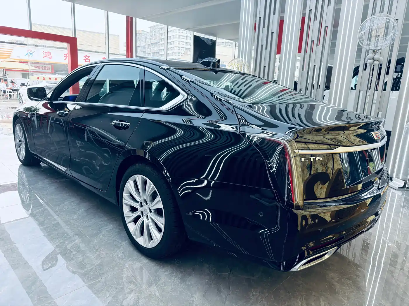 CADILLAC CT6