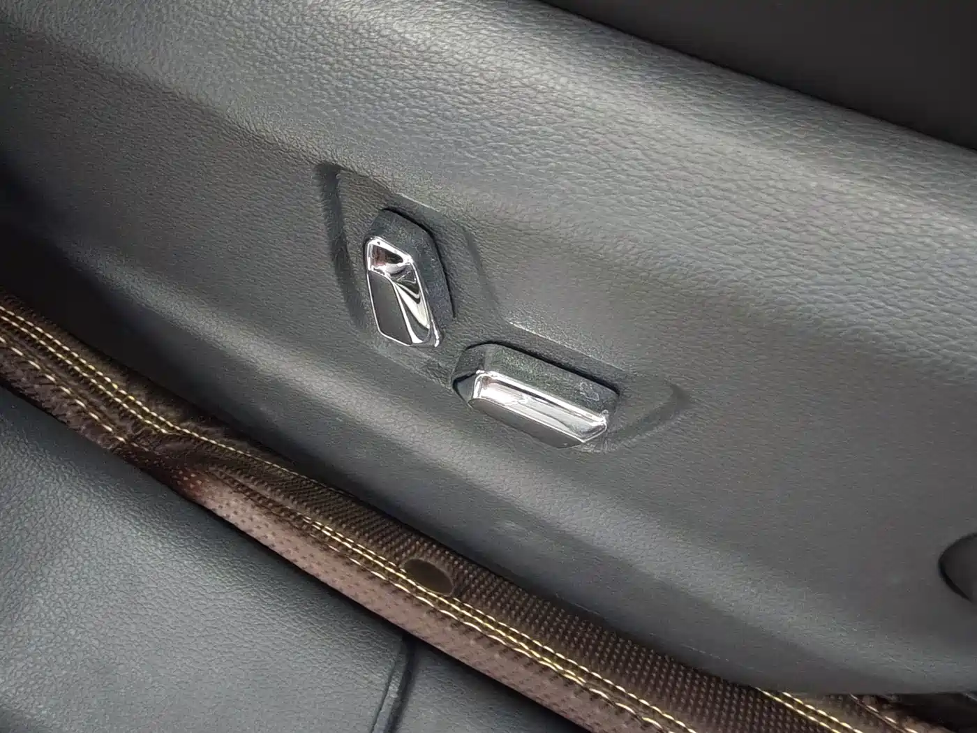 Hongqi HS5 2020 2019 2.0T Smart Connect Enjoy 4WD Edition