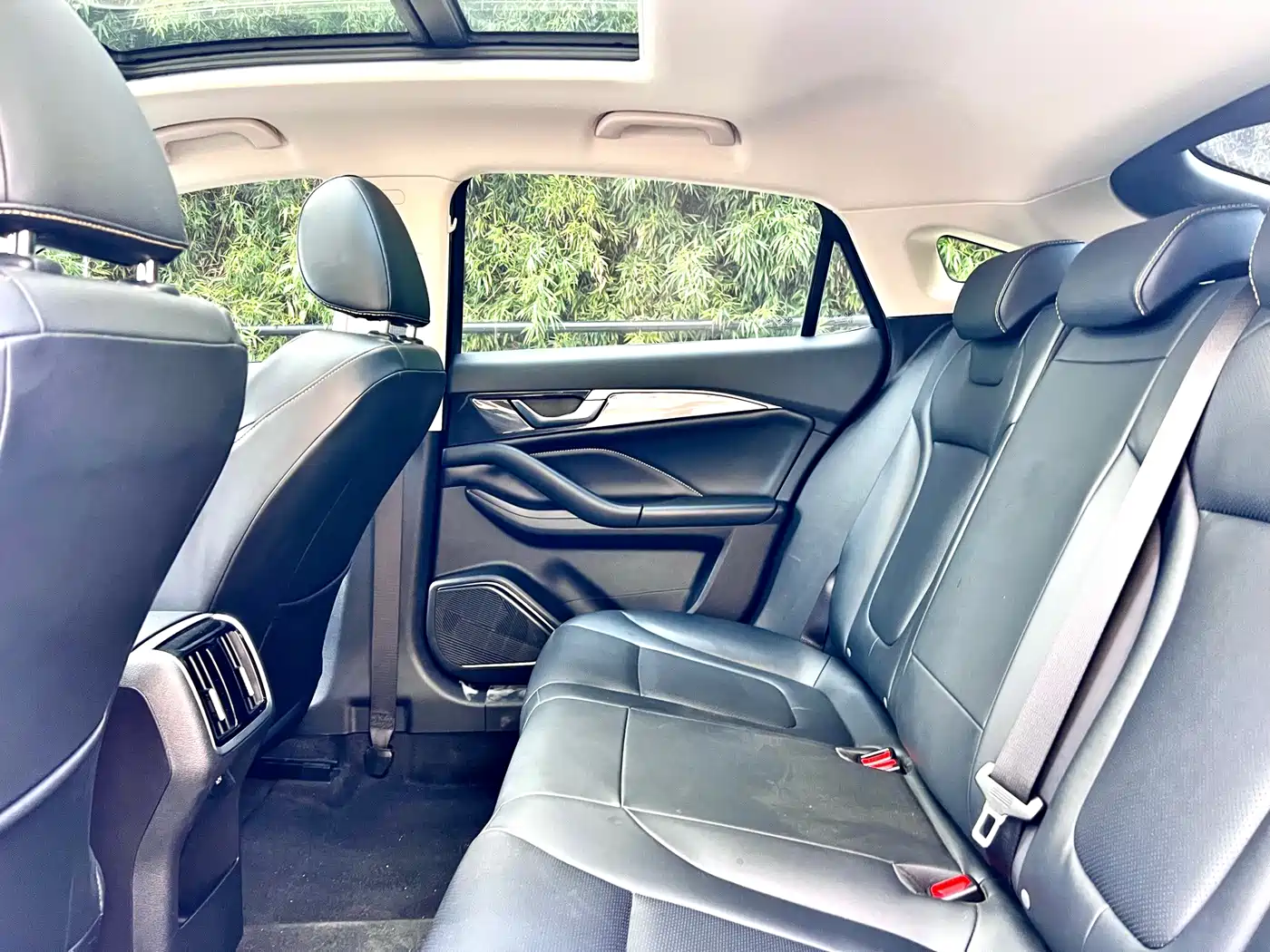 Photo 11 - Besturn B70