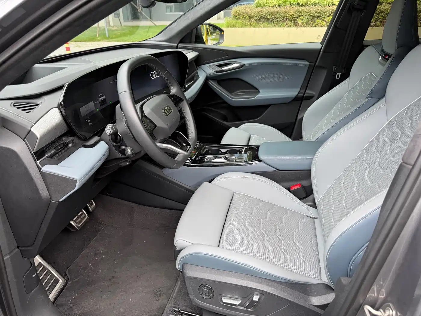 Audi Q6L e-tron 2025 2025 Model Pioneer Edition