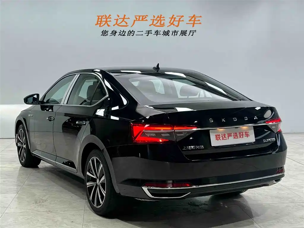 Škoda Superb 2024 TSI280 DSG Premium Edition фото 24