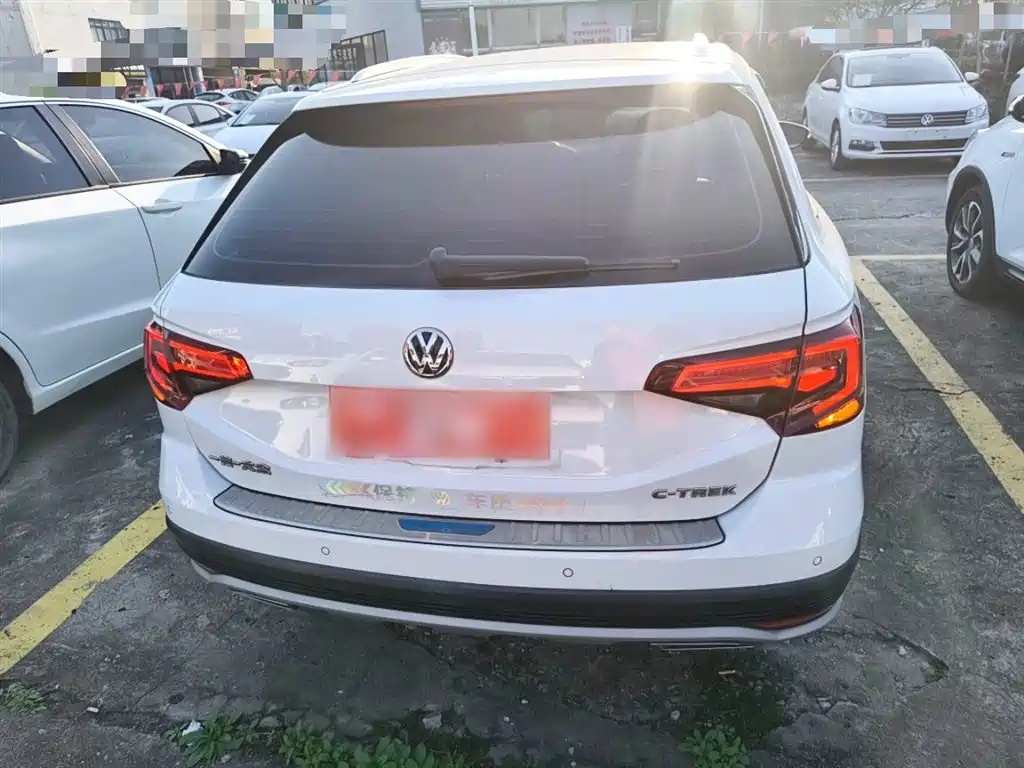 Volkswagen C-TREK 2020 1.5L Automatic Comfort Edition фото 6