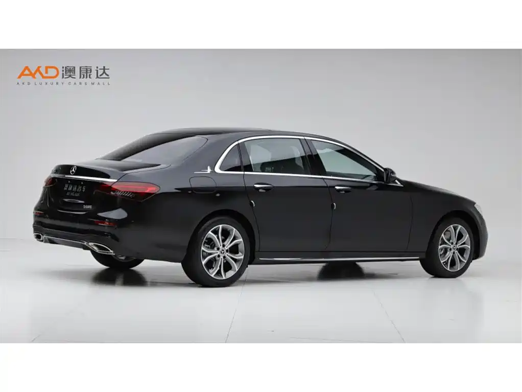 Mercedes-Benz E-Class 2023 E 300 L Sport Luxury фото 3