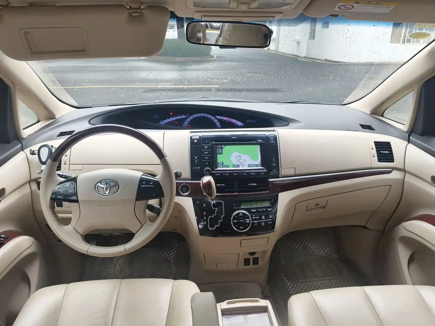 Toyota Previa 2015 2012 2.4L 7-Seater Luxury Edition