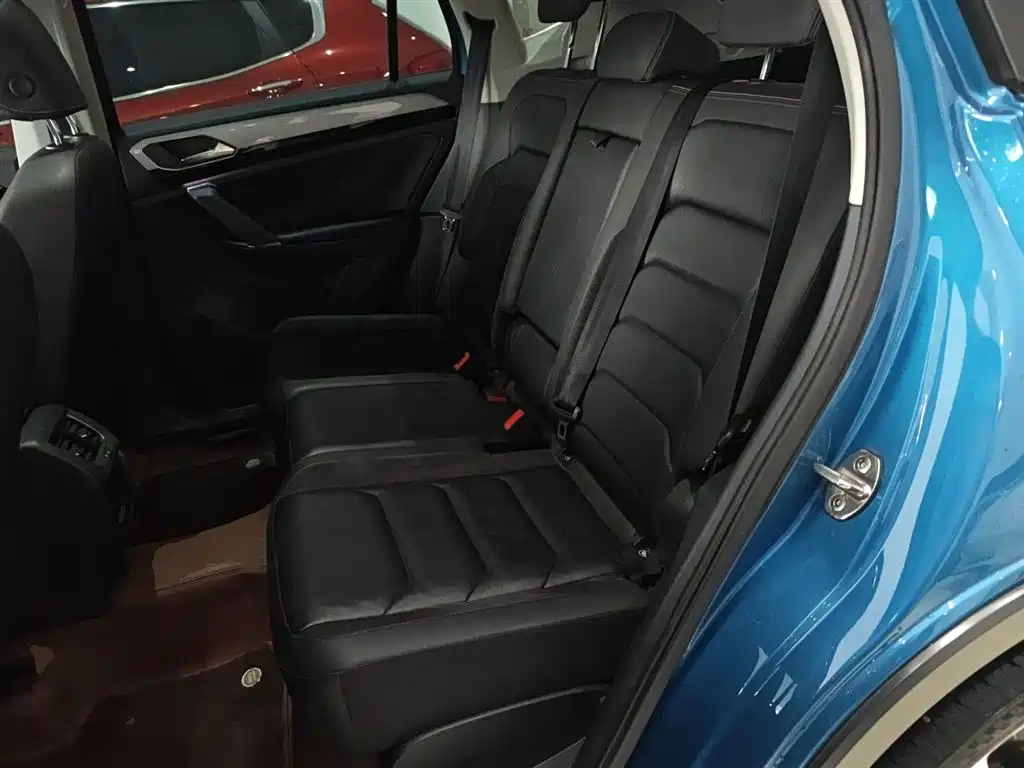 Volkswagen Tayron 2019 330TSI 2WD Luxury China VI фото 14