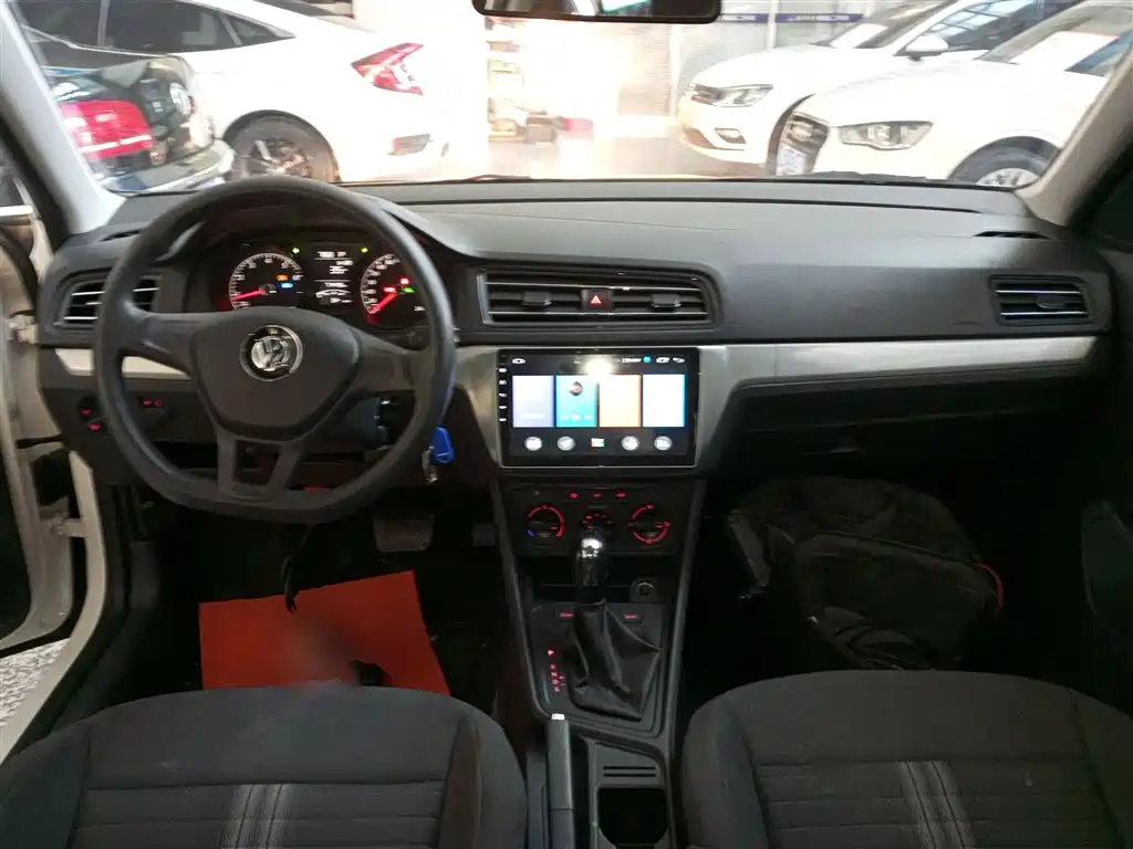 Volkswagen Lavida 2019 Lavida Start 1.5L Auto Trend (China VI) фото 7