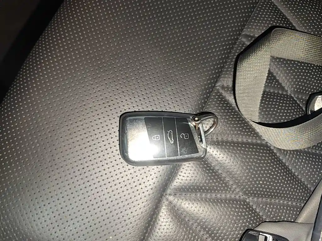 Photo 9 - Volkswagen Passat