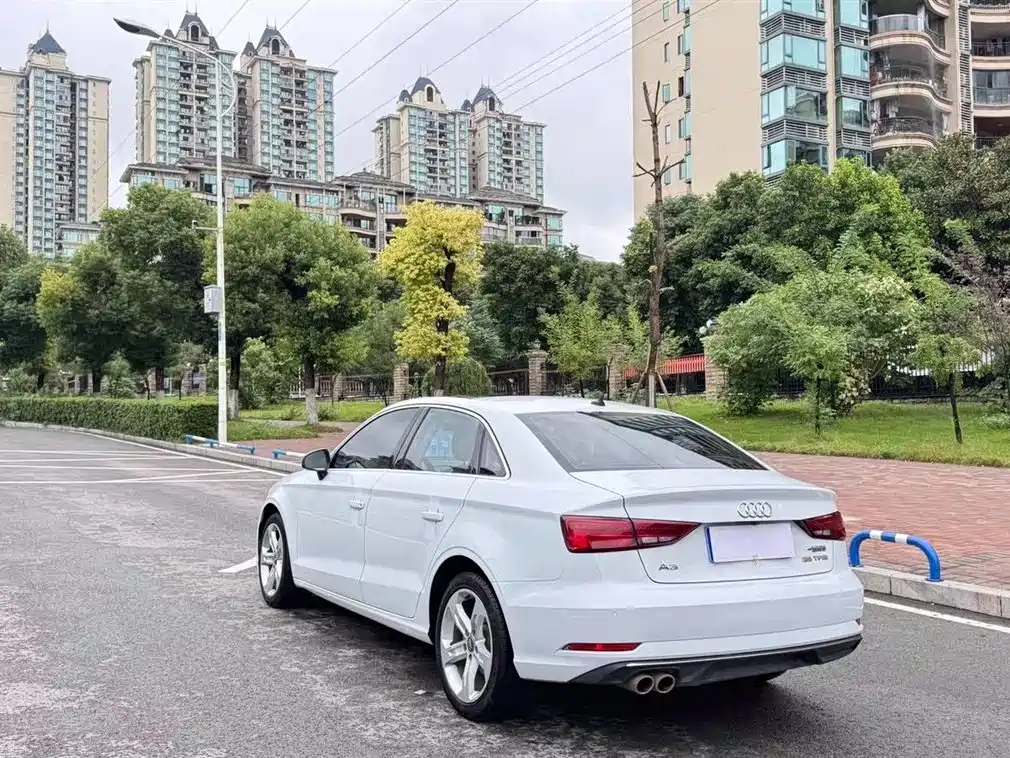 Audi A3 2019 Limousine 35 TFSI Progressive China V фото 10