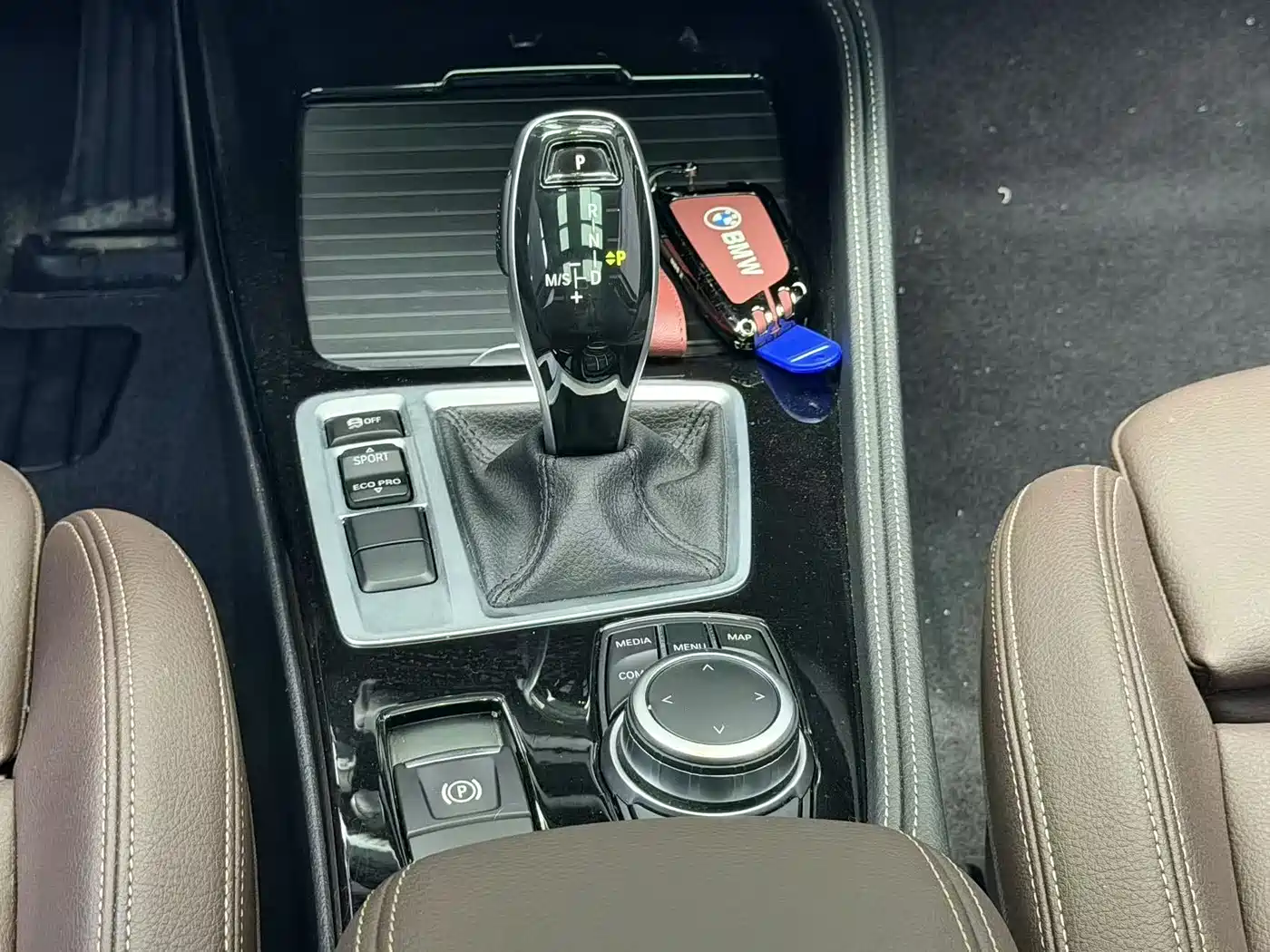 BMW 1 Series 2023 125i M Sport Shadow Edition фото 13