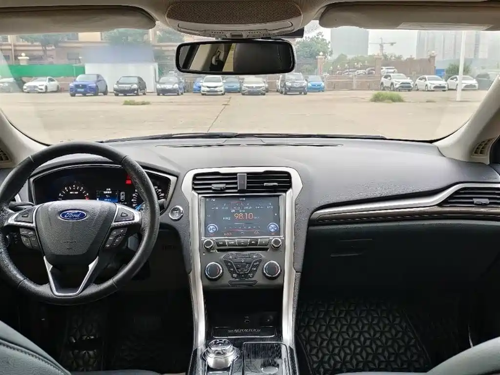 FORD MONDEO