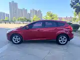 Фото 4 - Ford Focus