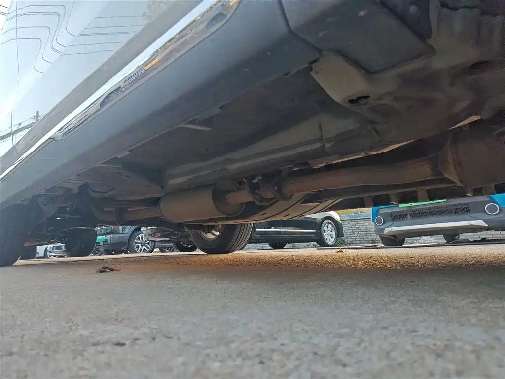 Haval M6 2021 PLUS 1.5T DCT Luxury Smart Connect фото 17