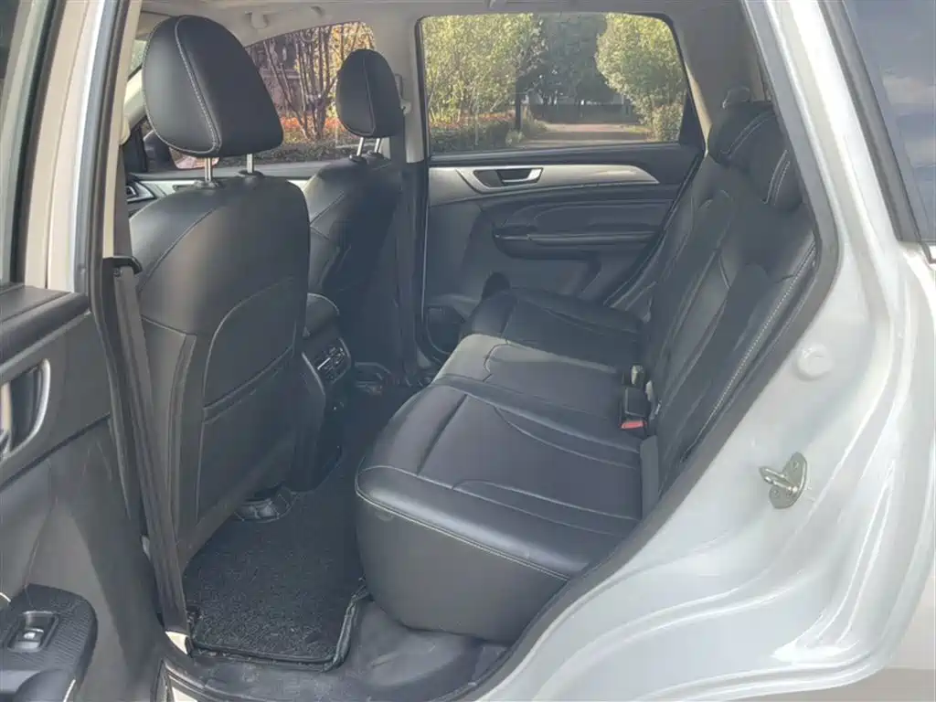 Haval M6 2021 PLUS 1.5T DCT Luxury Smart Connect фото 26