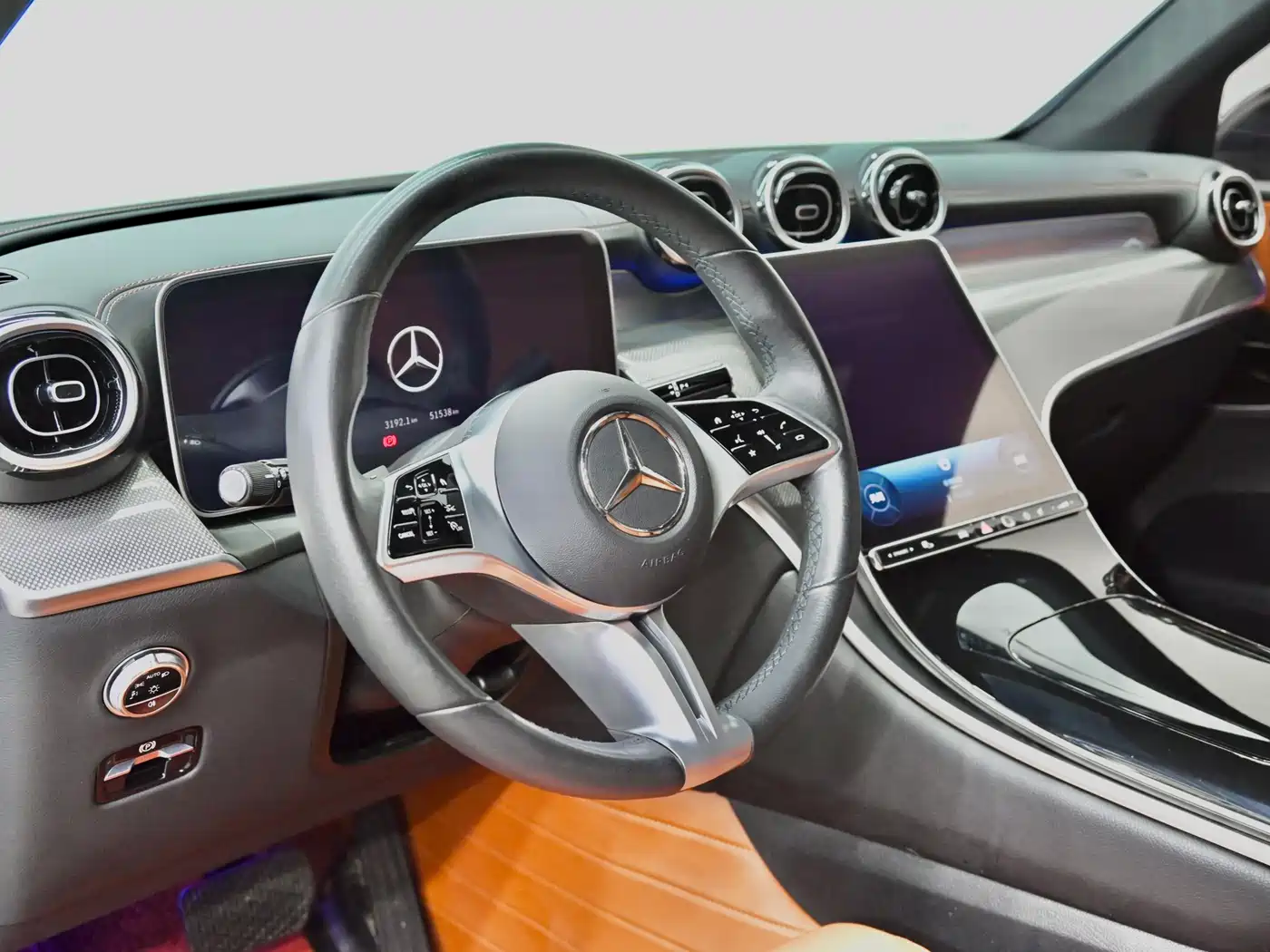 Mercedes-Benz GLC, миниатюра 17