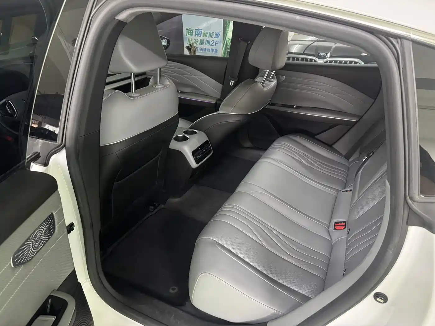 Geely Galaxy Galaxy E8 2024 2024 550km RWD MAX