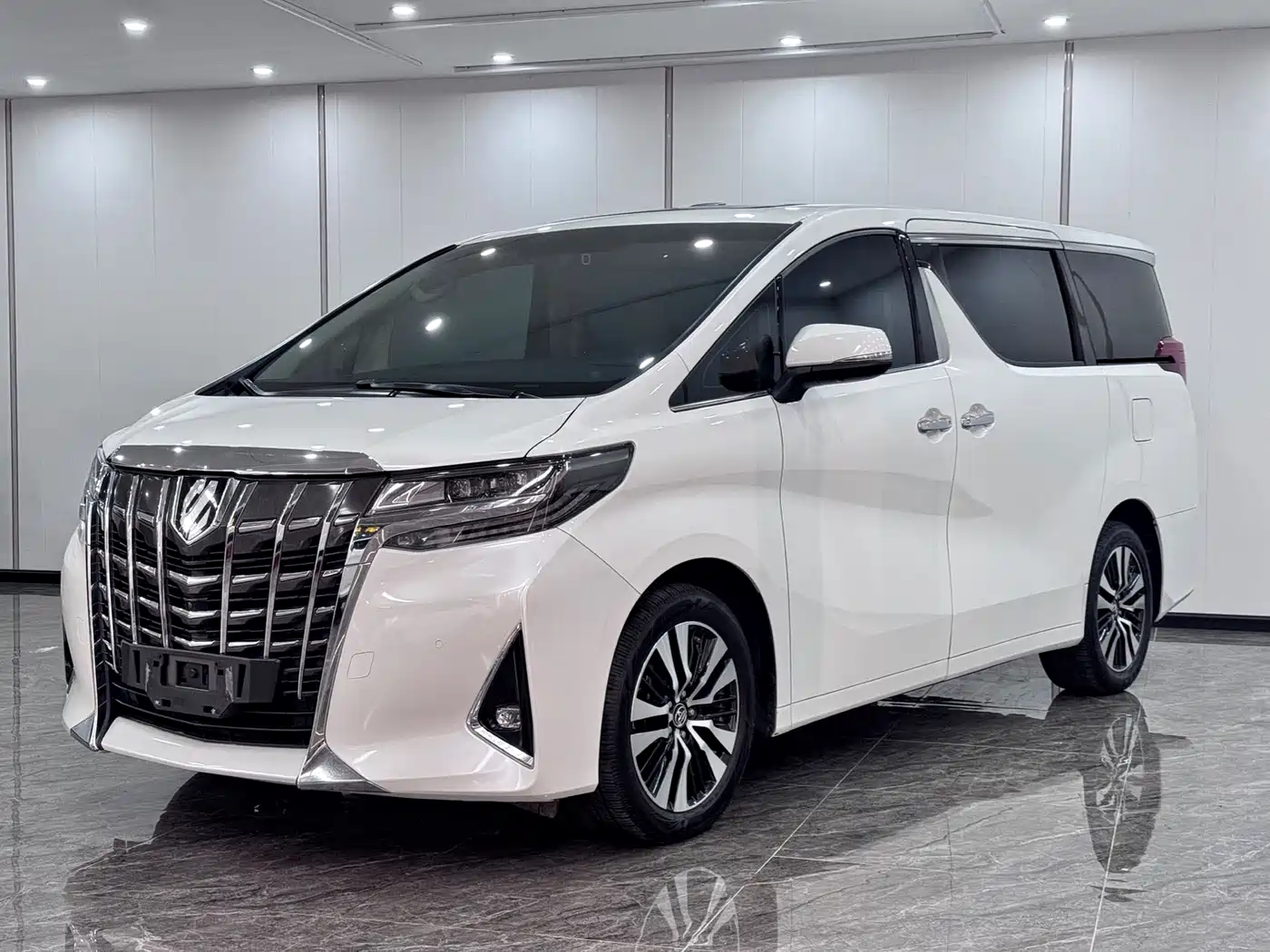 Toyota Alphard 2018 Facelift 3.5L Premium Edition