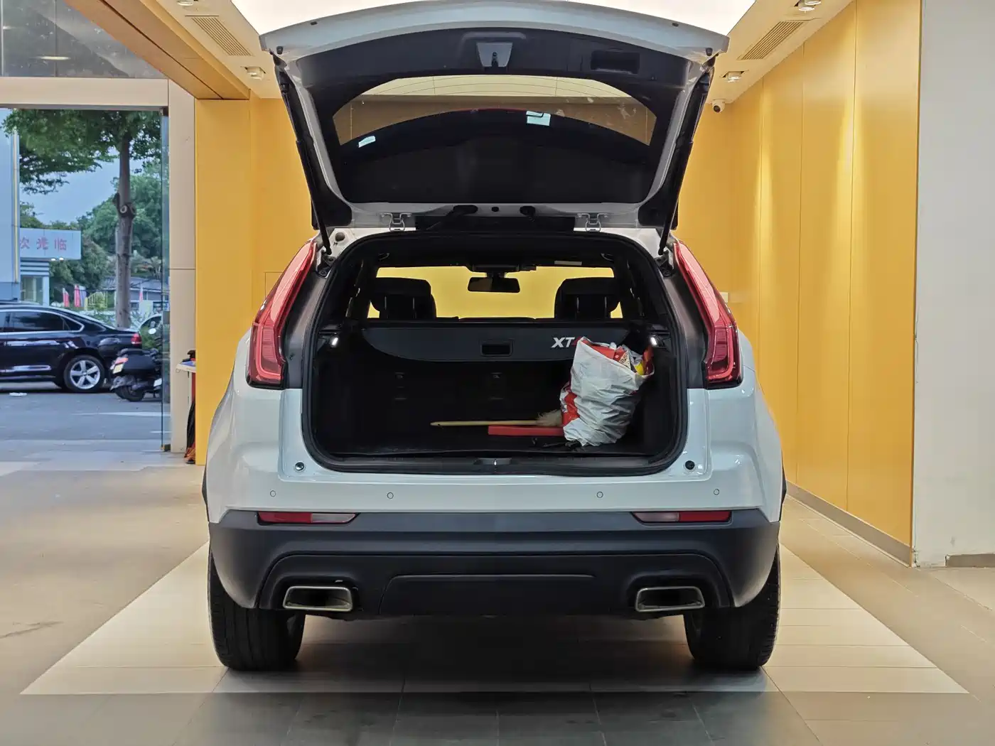 Cadillac XT4 2020 28T 2WD Technology фото 29