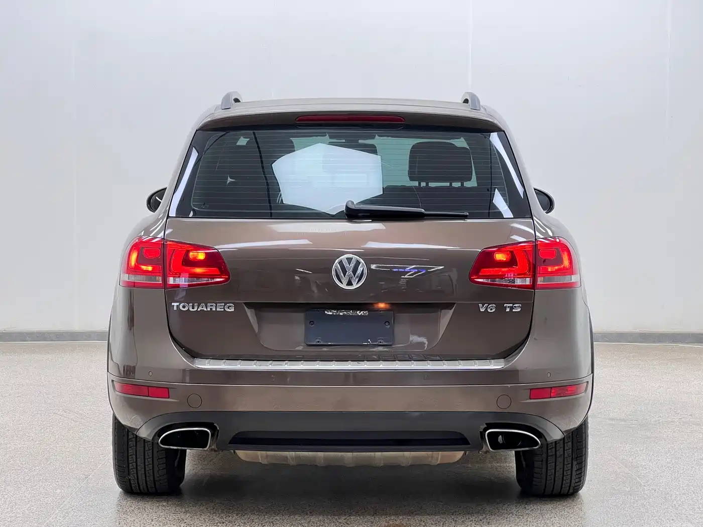 Volkswagen Touareg 2013 2011 3.0TSI Standard