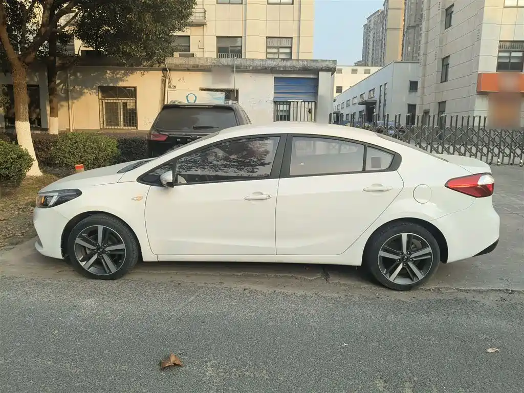 Kia K3 2016 1.6L Automatic GL фото 4