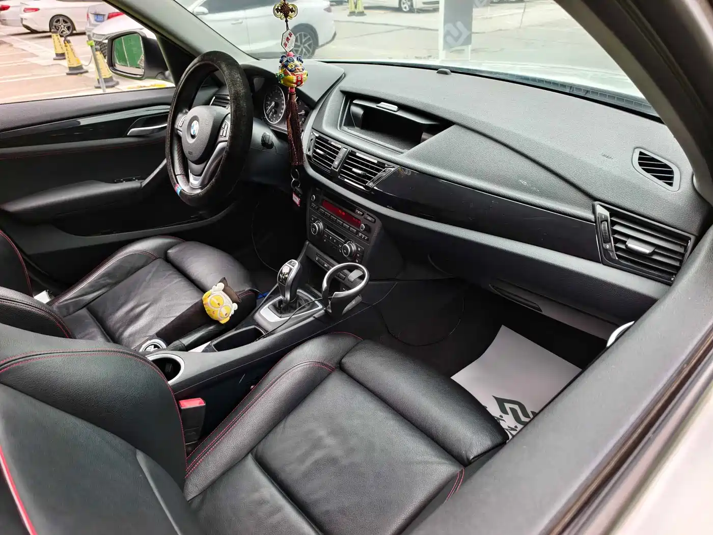 BMW X1 2013 sDrive20i Sport Design Package фото 15