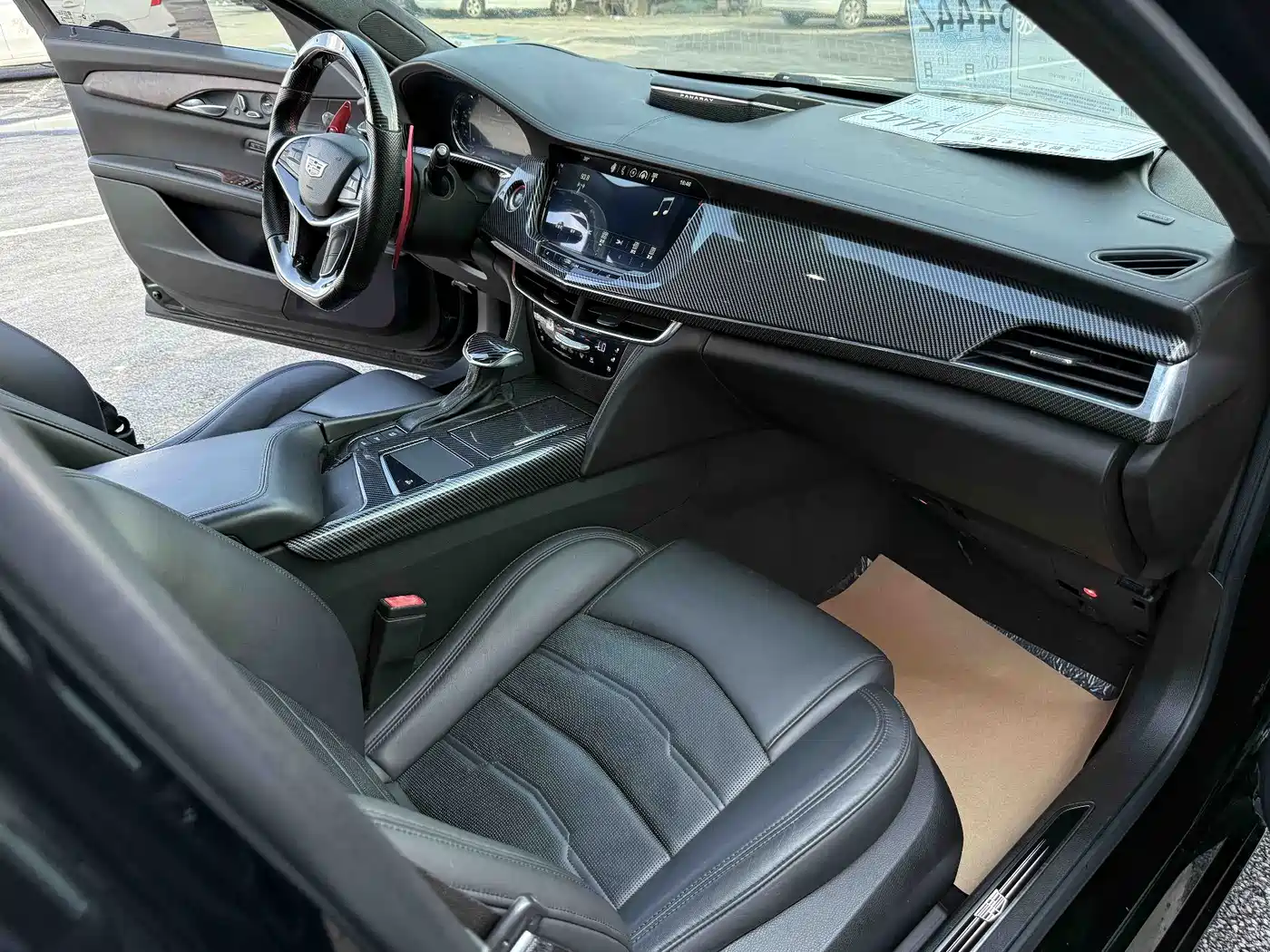 Фото 15 - Cadillac CT6