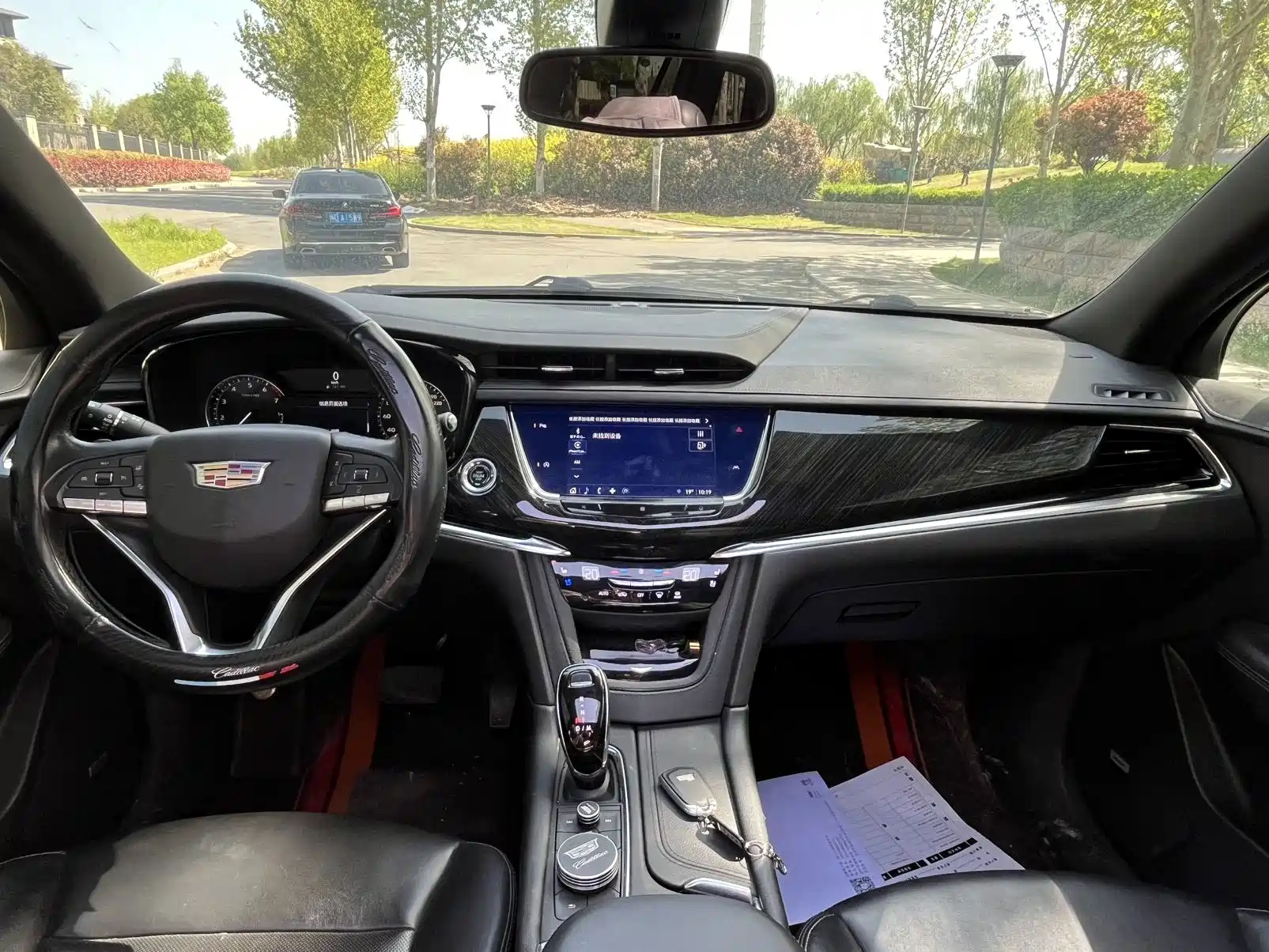 Фото 9 - Cadillac XT6
