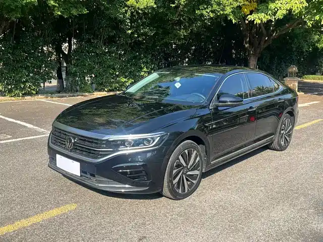 Volkswagen Passat 2025 Outstanding 330TSI Elite Edition