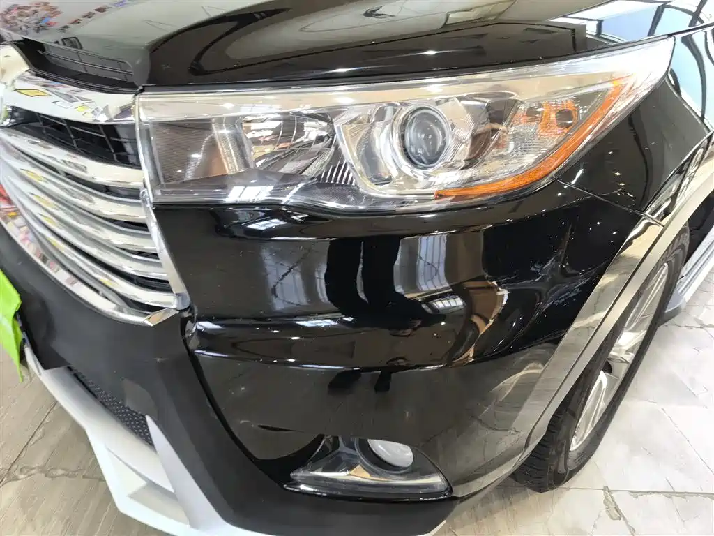 Toyota Highlander 2015 2.0T AWD Elite Edition 7-seater фото 22