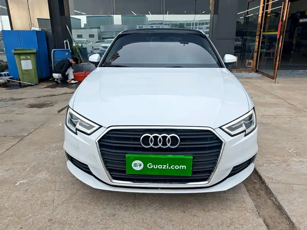 Audi A3 2018 30th Anniversary Sportback 35 TFSI Progressive фото 3
