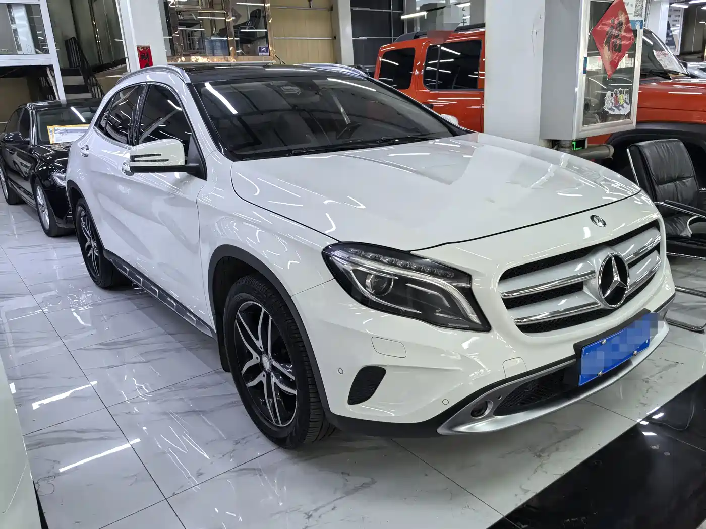 Mercedes-Benz GLA 2015 2015 GLA 200 Fashion