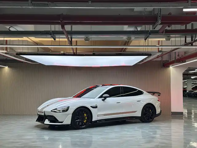 XIAOMI CAR XIAOMI SU7 ULTRA