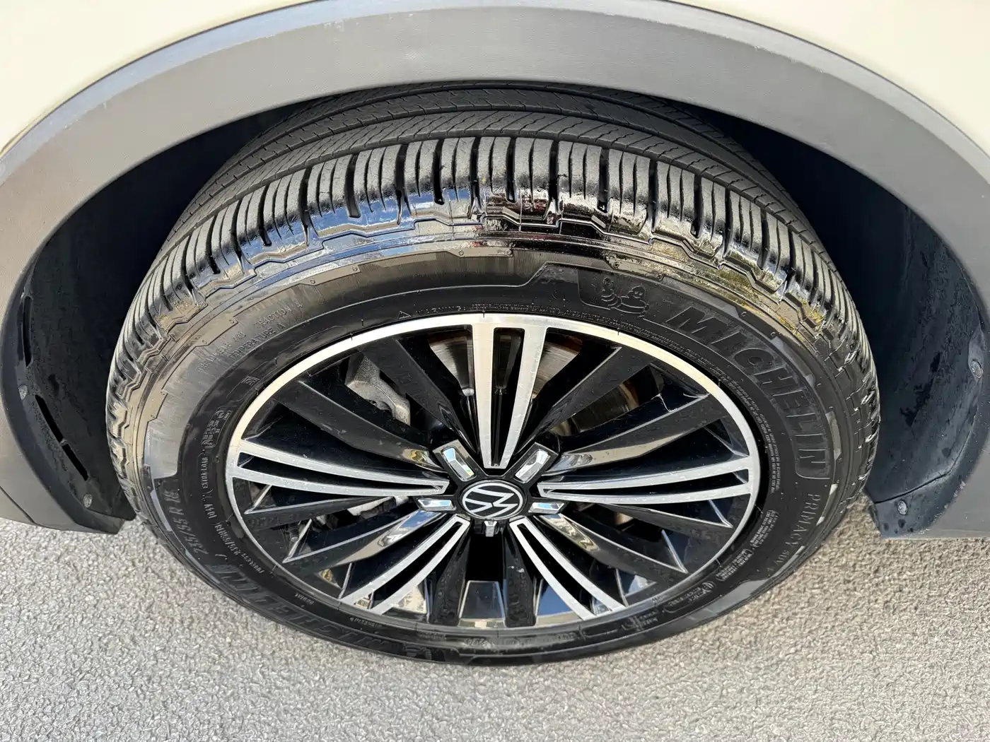 Volkswagen Tiguan L 2021 330TSI Automatic 2WD Smart фото 15