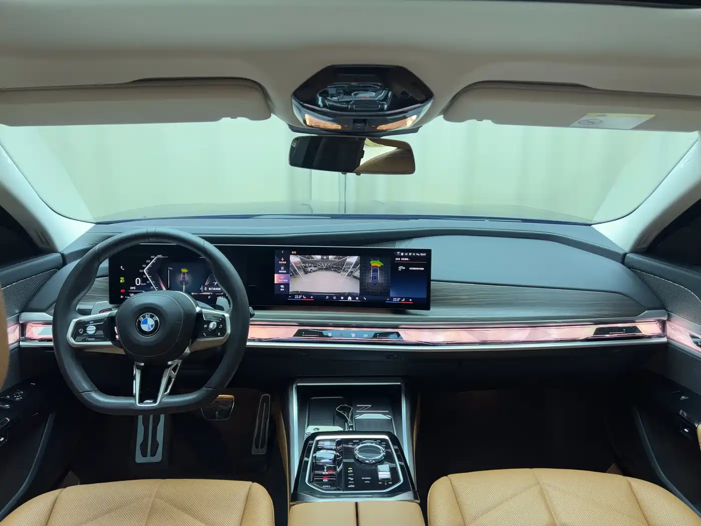 BMW 7 Series 2023 Model 735Li M Sport Package фото 13