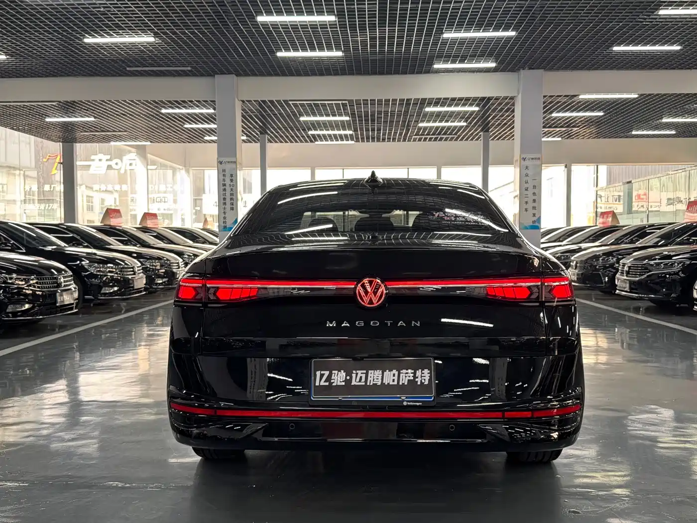 Фото 8 - Volkswagen Magotan