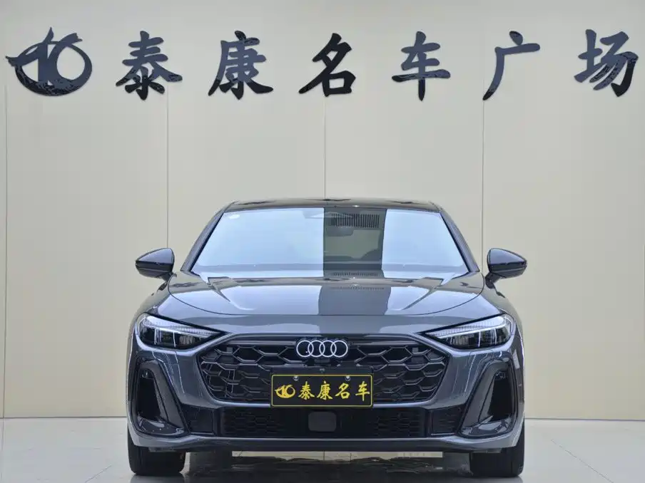 Фото 2 - Audi A5L