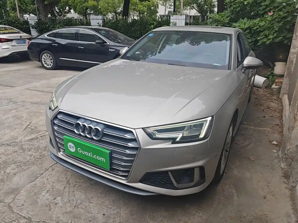 Audi A4L 2019 40 TFSI Fashion (China VI)
