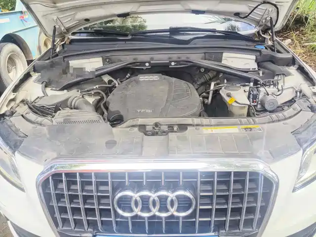 Audi Q5 2015 40 TFSI Technology — фото 3