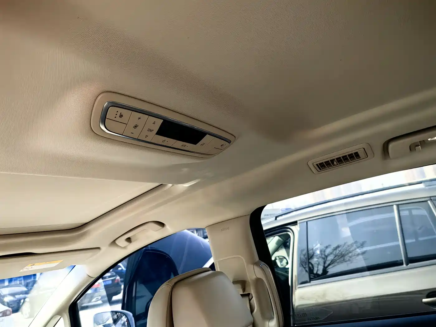 Buick GL8 2023 ES Landmaster Exclusive фото 16