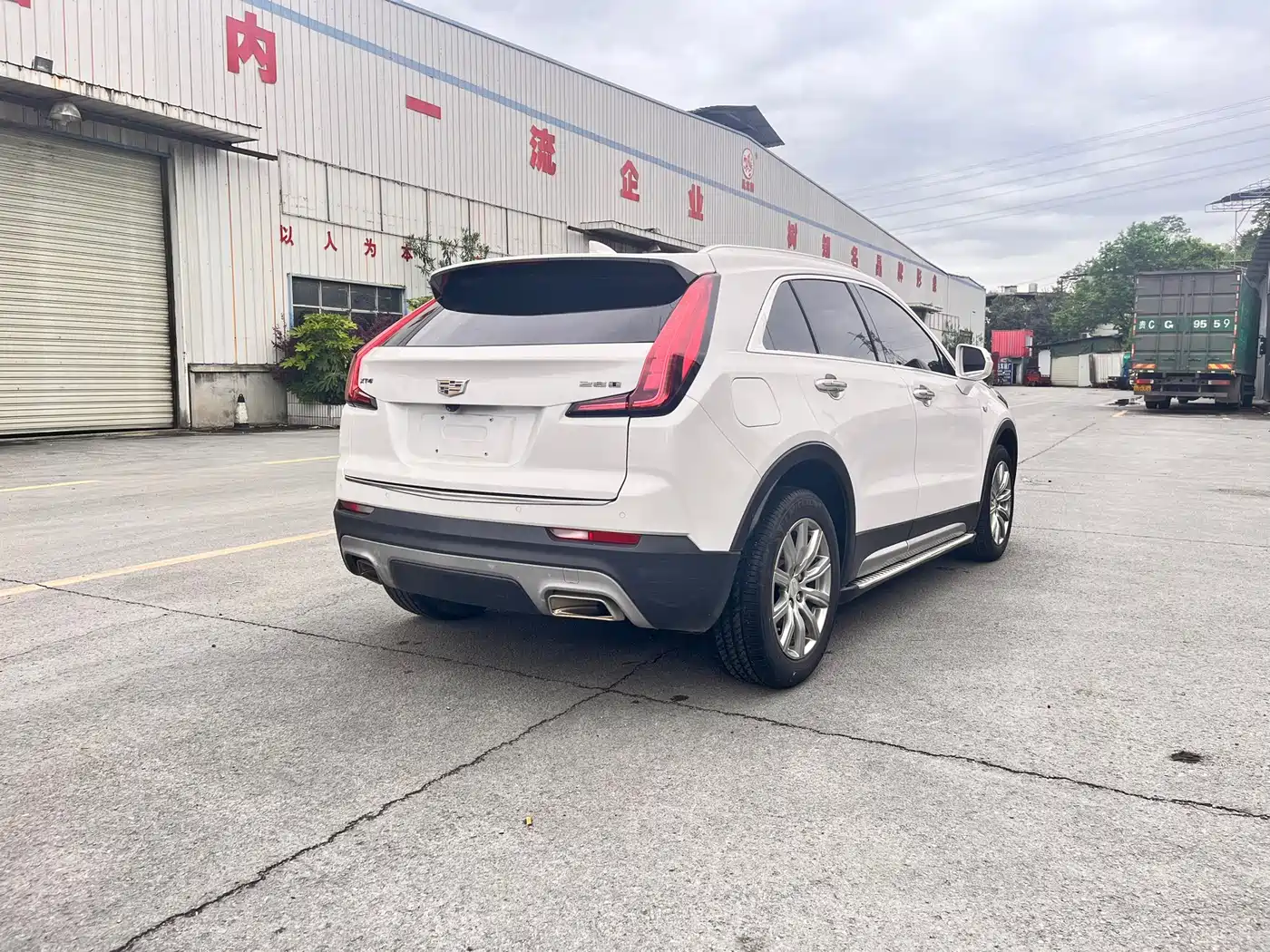 Cadillac XT4 2018 28T FWD Leading Edition фото 9