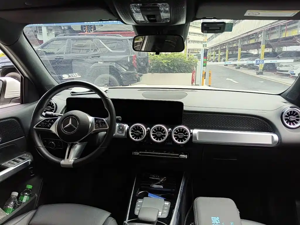 Mercedes-Benz GLB, миниатюра 12