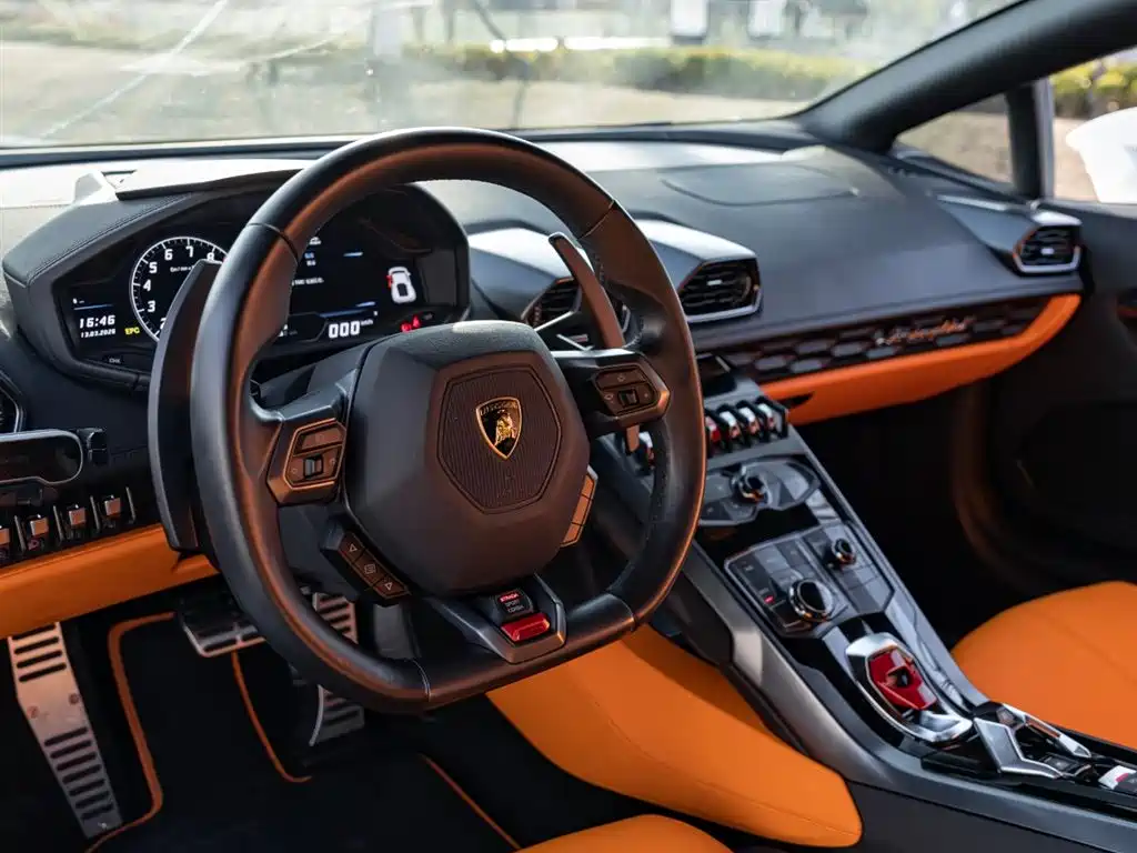 Lamborghini Huracán 2014 LP 610-4 фото 10