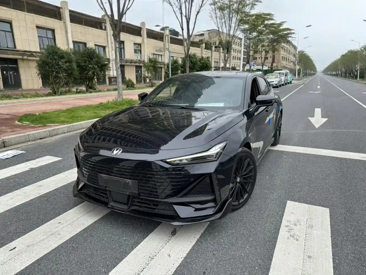 CHANGAN UNI-V