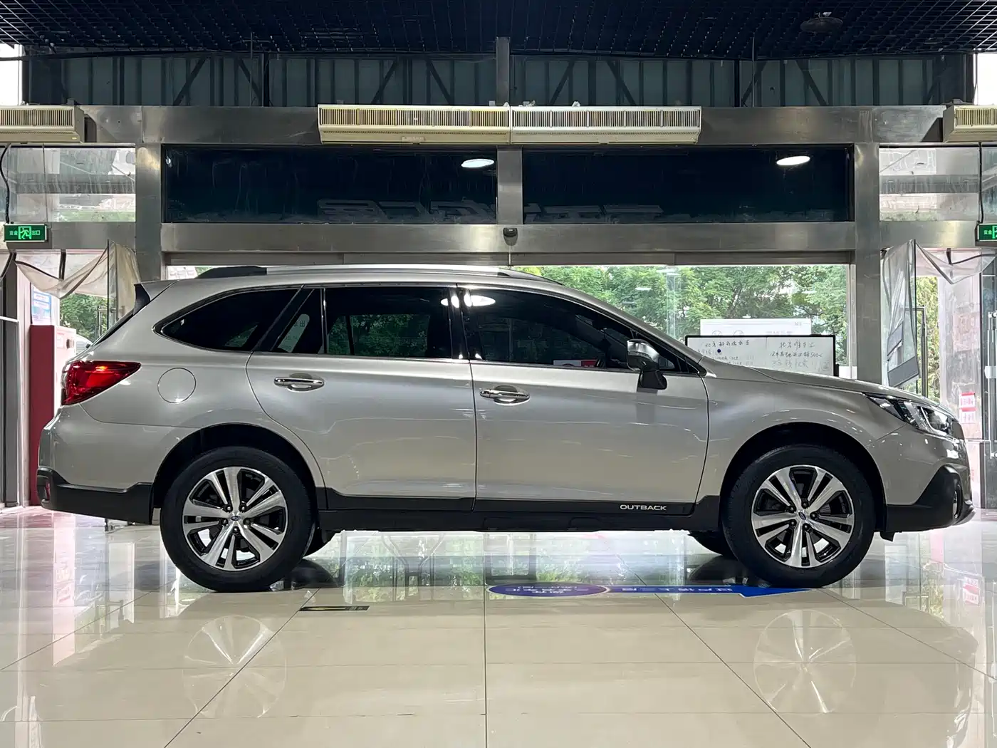 Subaru Outback 2020 Facelift 2.5i Sport Navigation Edition EyeSight фото 7