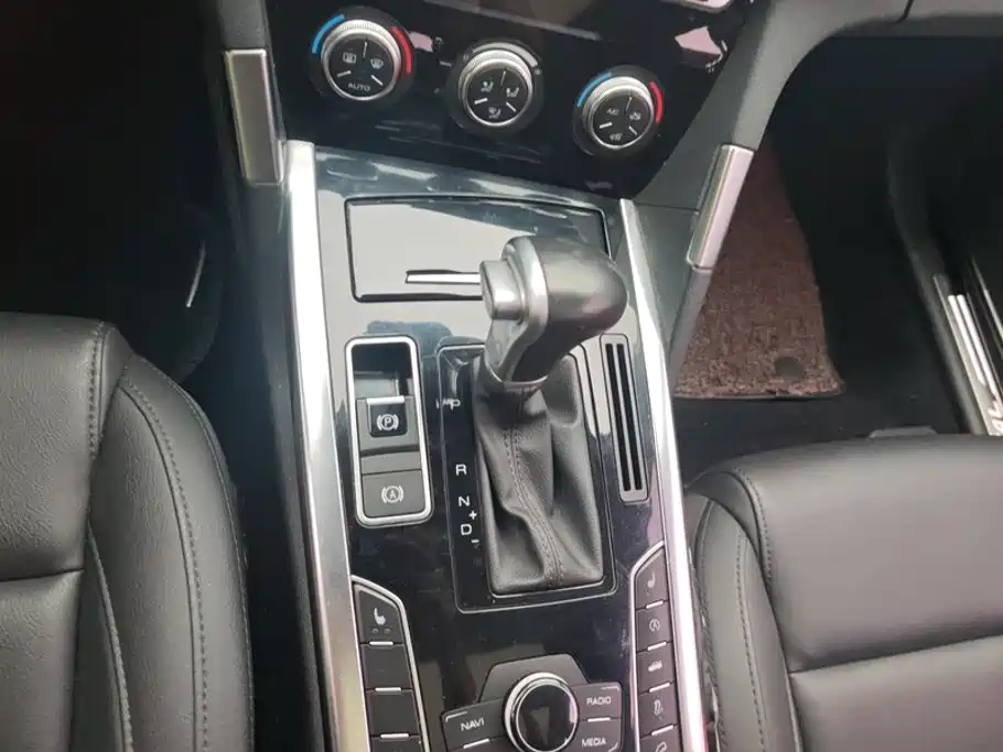 Photo 16 - Haval H7